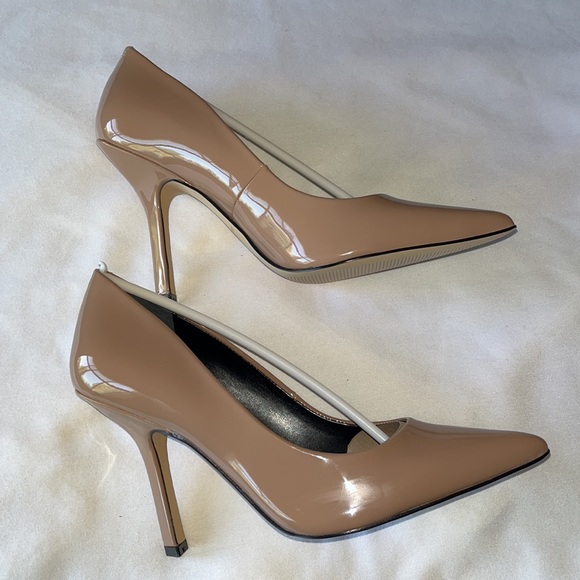 New! Marc Fisher LTD Everly Pointed Toe Pump Size 7 Tan NIB Retail $140 - Picture 5 of 14